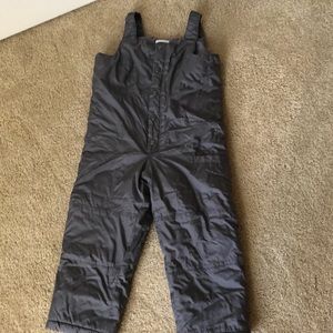 Old Navy 4T Snowsuit grey